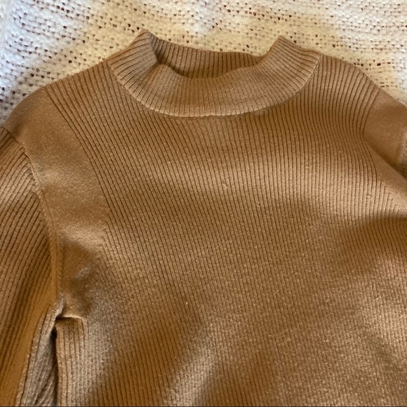 Brandy Melville dupe camel cropped sweater - Picture 3 of 3